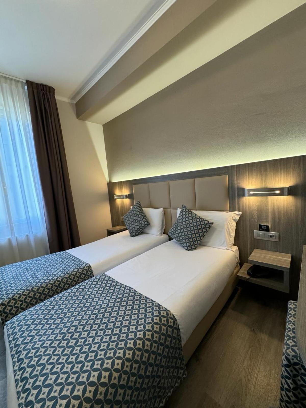 Delle Nazioni Milan Hotel Esterno foto