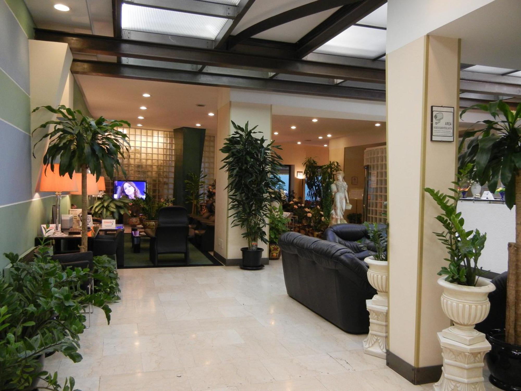 Delle Nazioni Milan Hotel Esterno foto