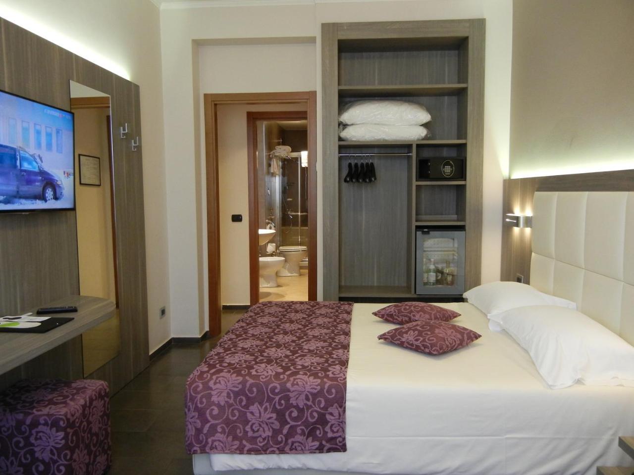 Delle Nazioni Milan Hotel Esterno foto