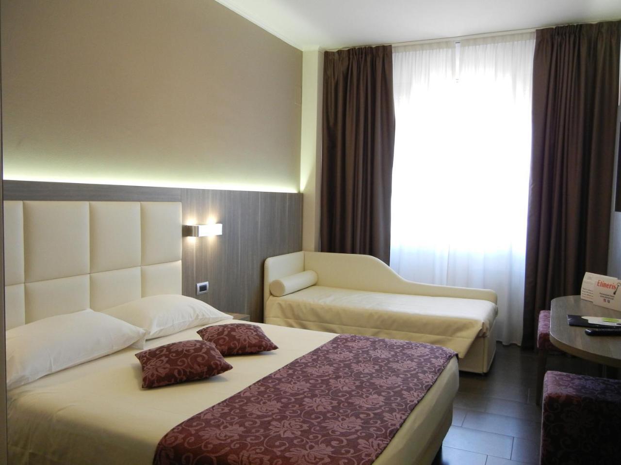 Delle Nazioni Milan Hotel Esterno foto