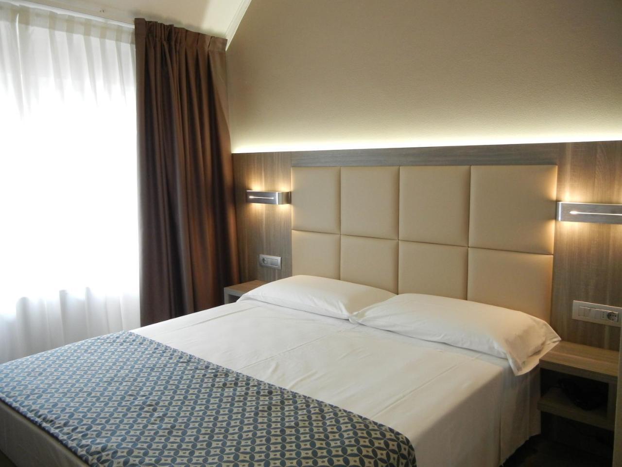 Delle Nazioni Milan Hotel Esterno foto
