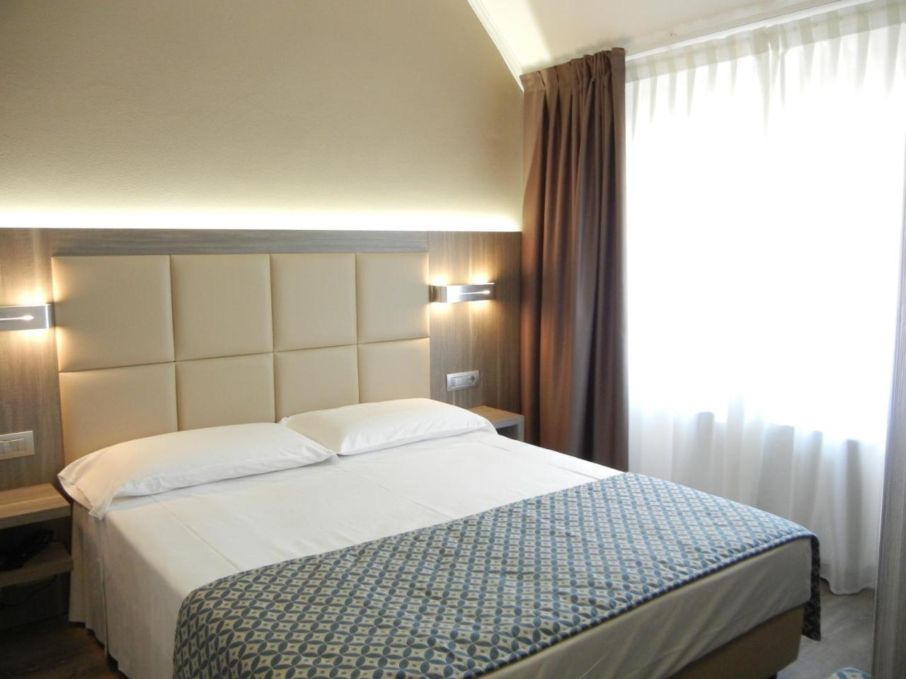 Delle Nazioni Milan Hotel Esterno foto