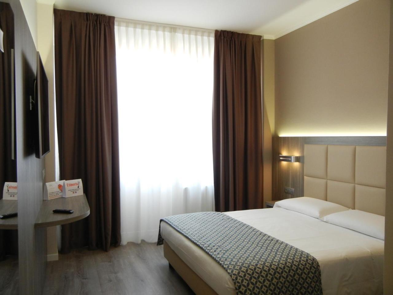 Delle Nazioni Milan Hotel Esterno foto